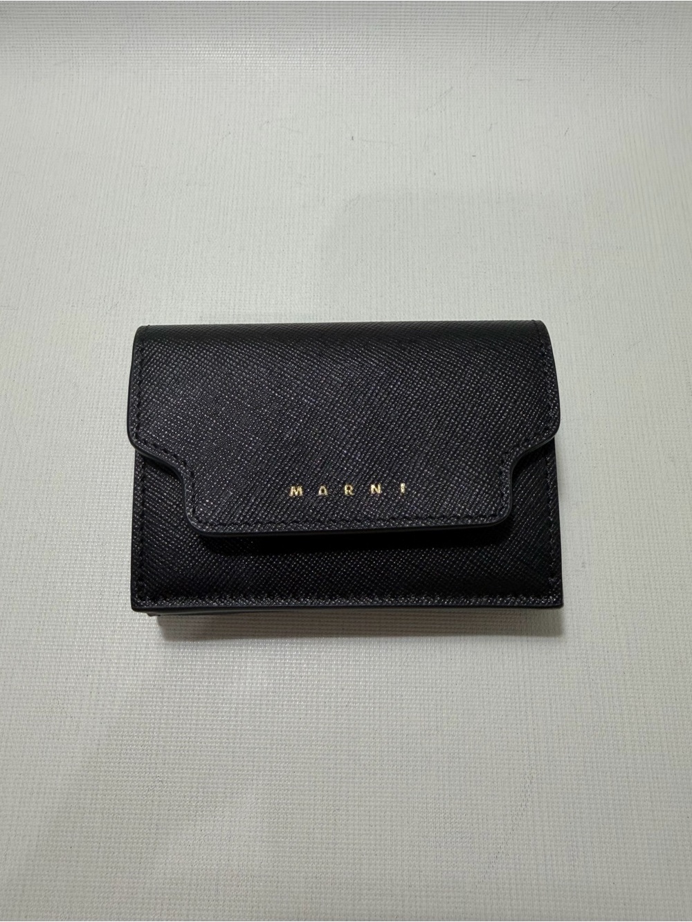 Marni
logo-print leather wallet